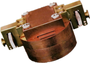 Resonators for graphene measurements