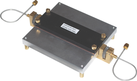 Single-Post Dielectric Resonator